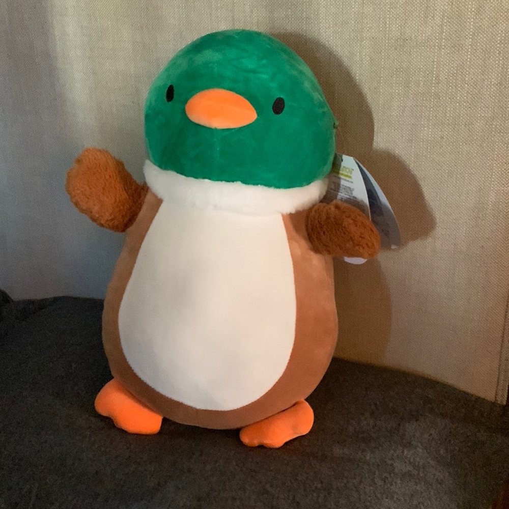 NWT KellyToy Squishmallows Avery Hugmee 14”